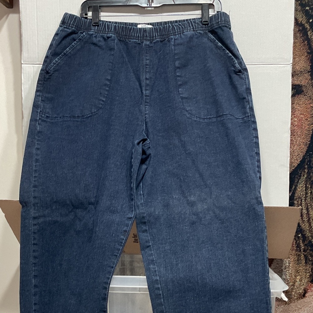 Croft & Barrow Women's Straight Leg Jeans - Dark Blue